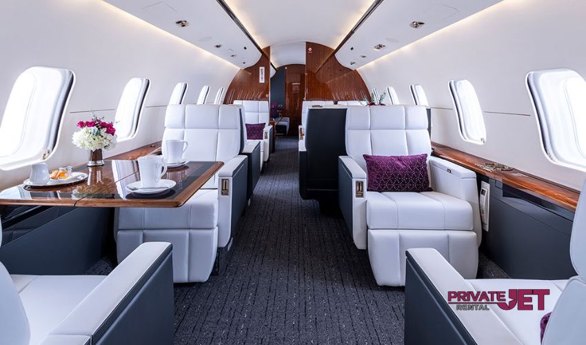 What Are the Latest Trends in Private Jet Decor